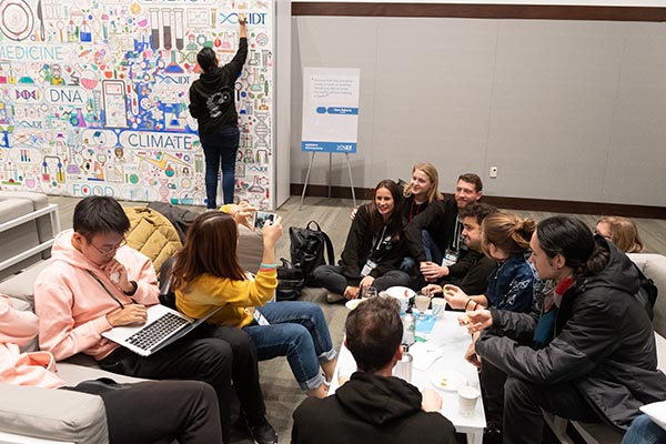 iGem 2019: color wall at the IDT lounge
